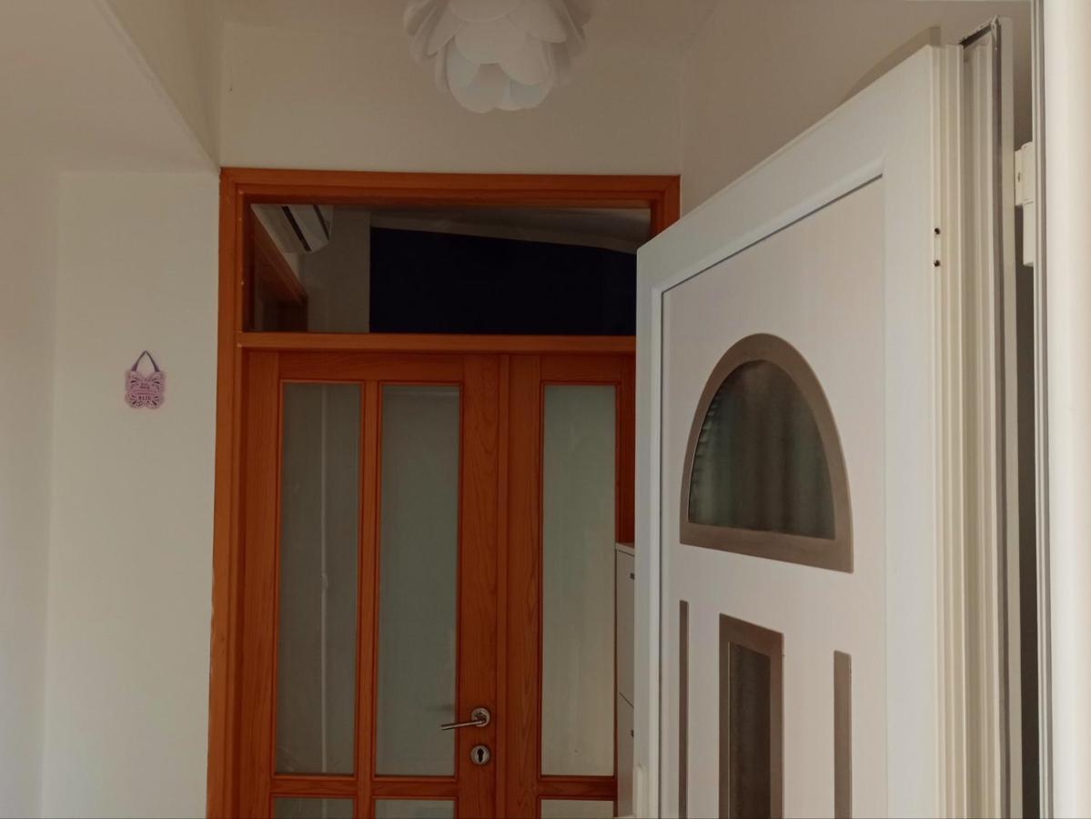 Apartment Matej Stobreč Eksteriør billede