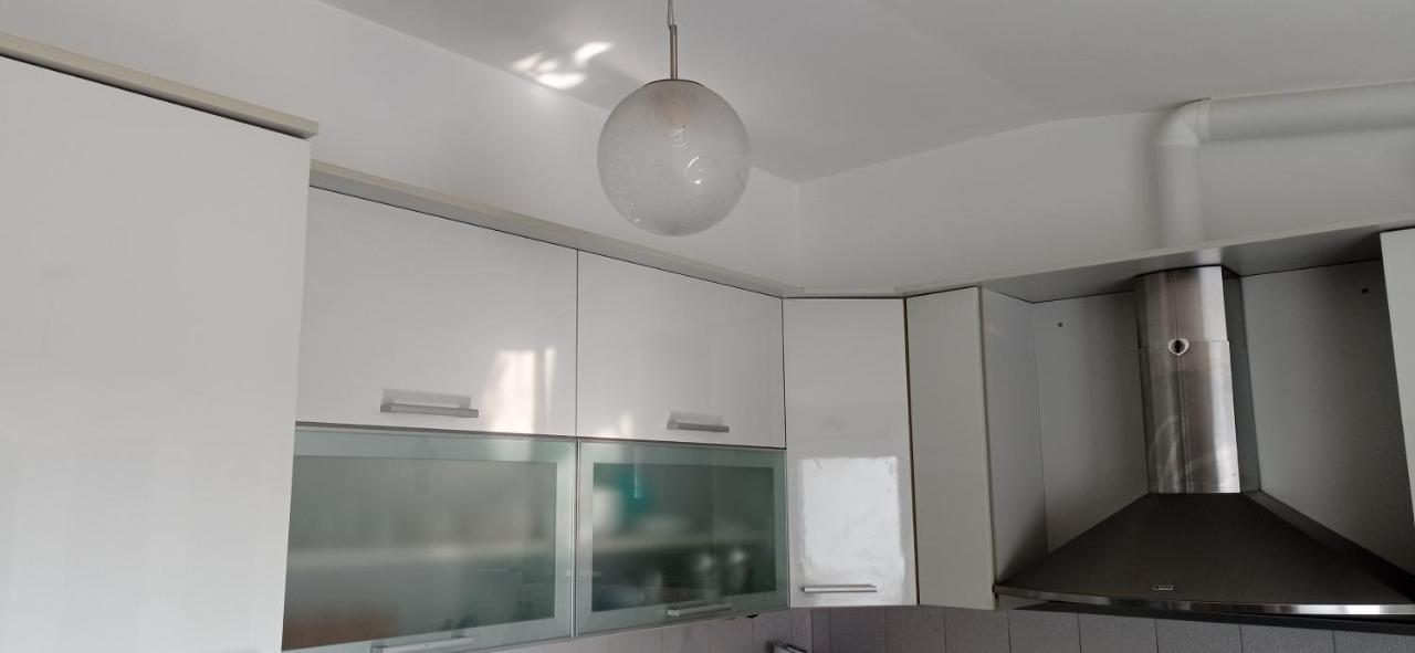 Apartment Matej Stobreč Eksteriør billede